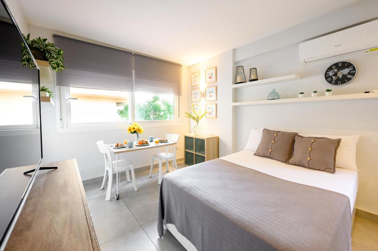 Studio, City Center By 10Tosea Фуенхірола Екстер'єр фото